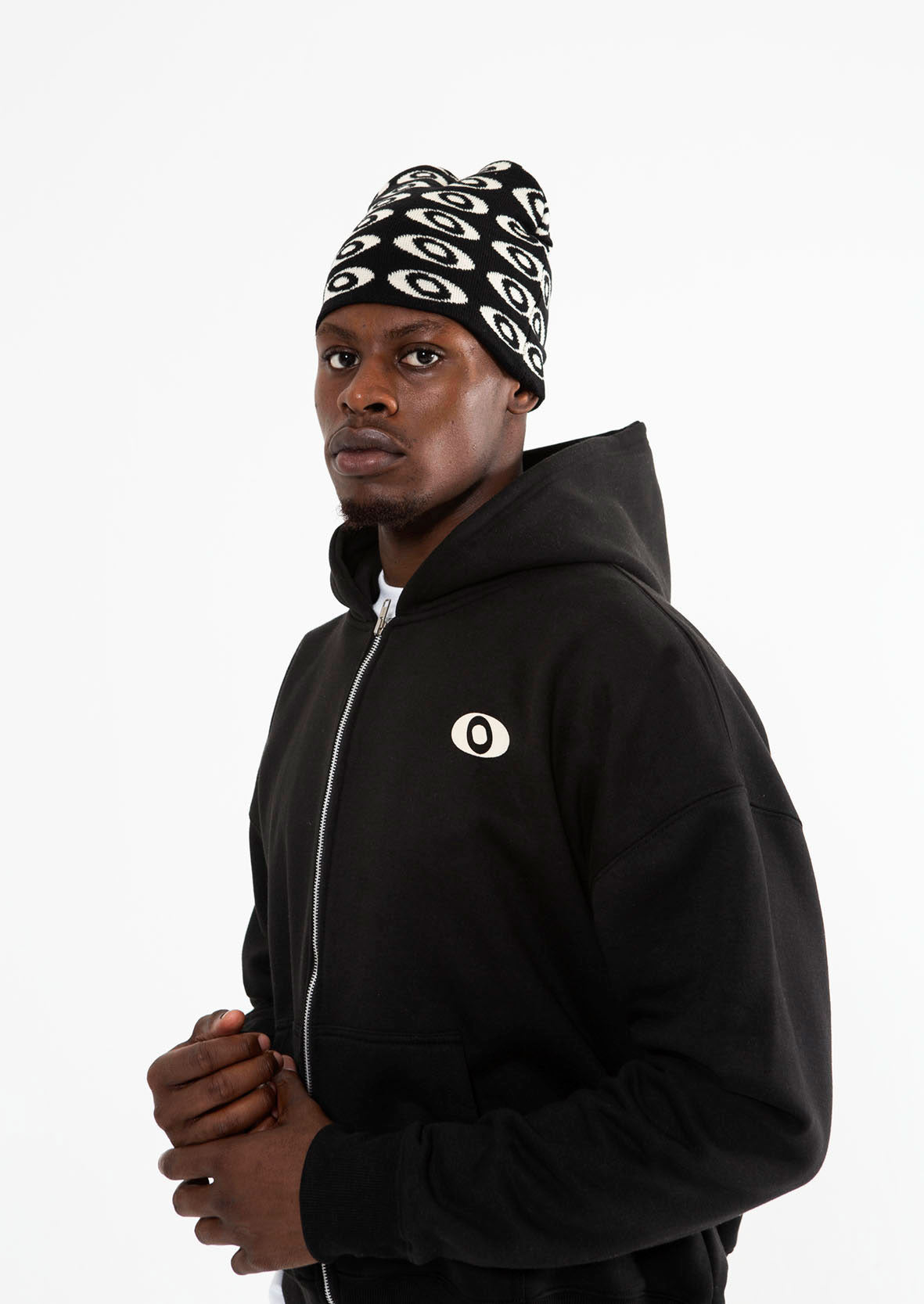 MONOGRAM BEANIE - ONYX