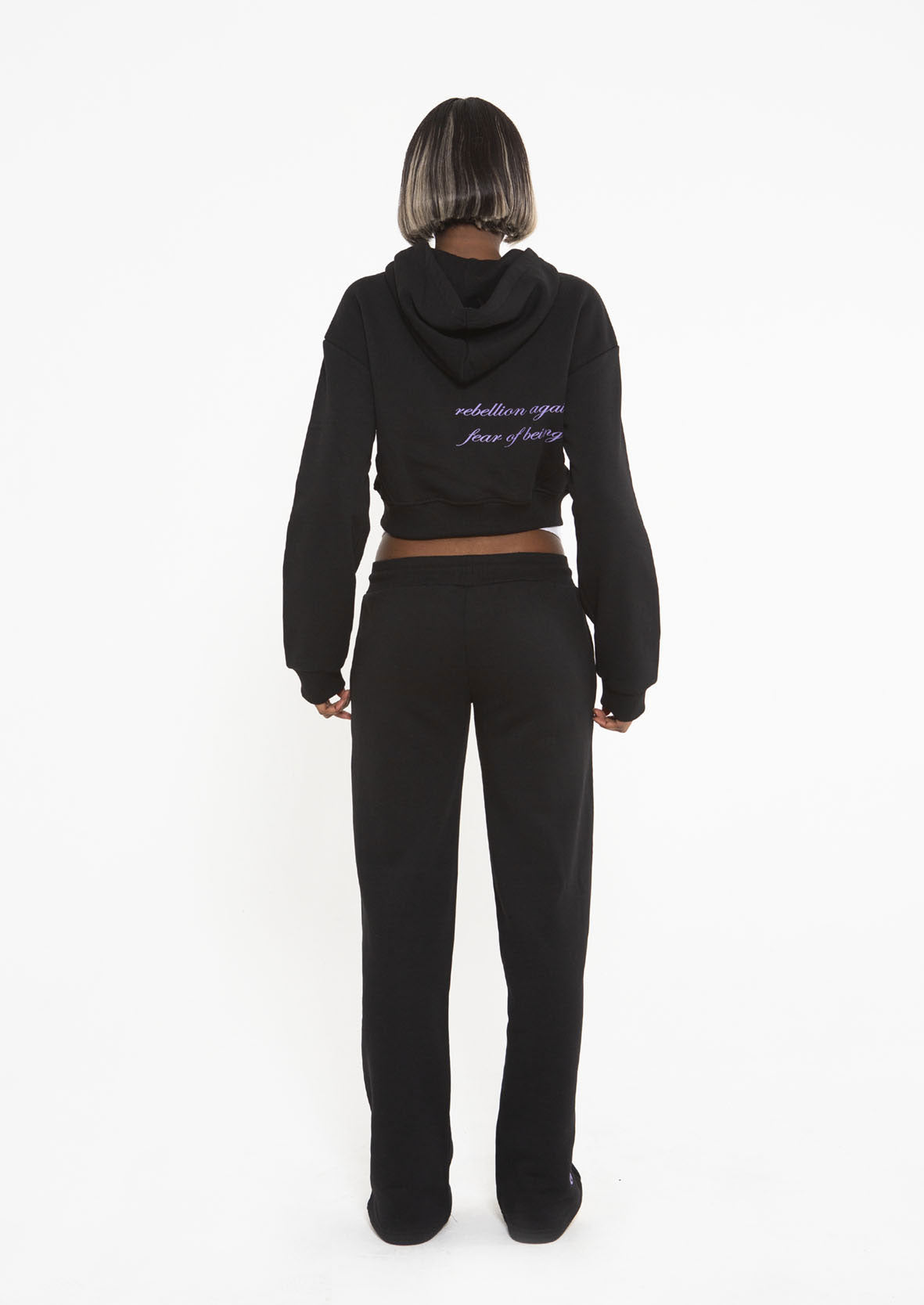 REBEL CROP HOODIE - ONYX