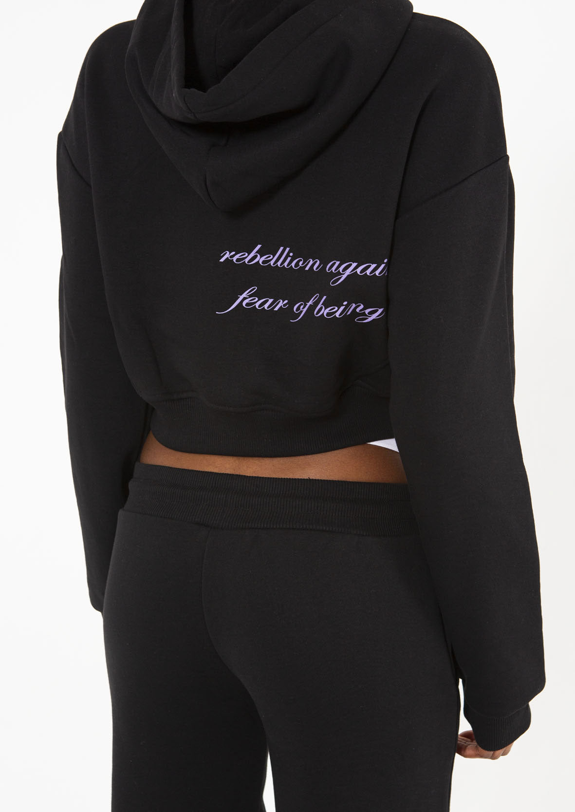 REBEL CROP HOODIE - ONYX